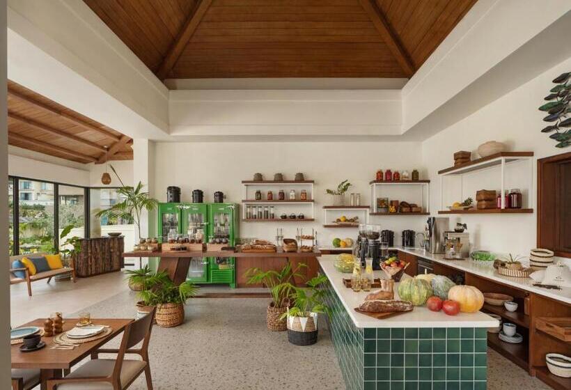 استراحتگاه Six Senses La Sagesse