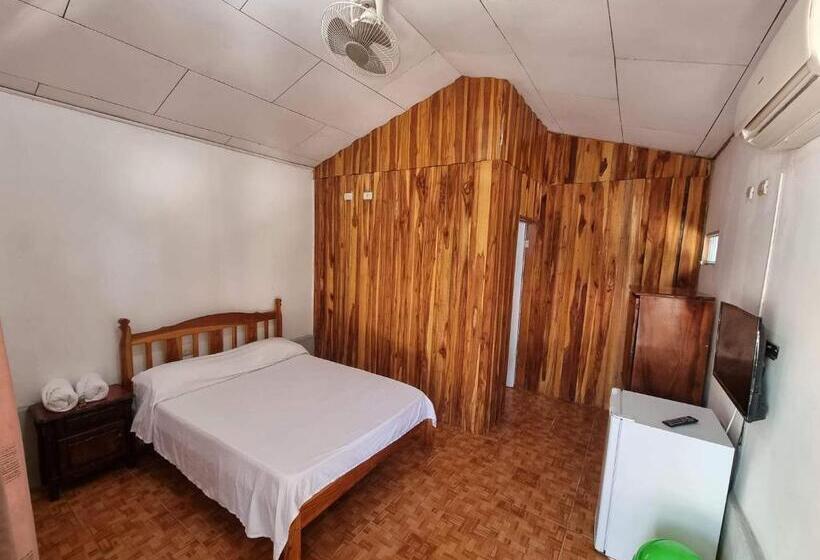 فندق صغير Cabinas Isabel
