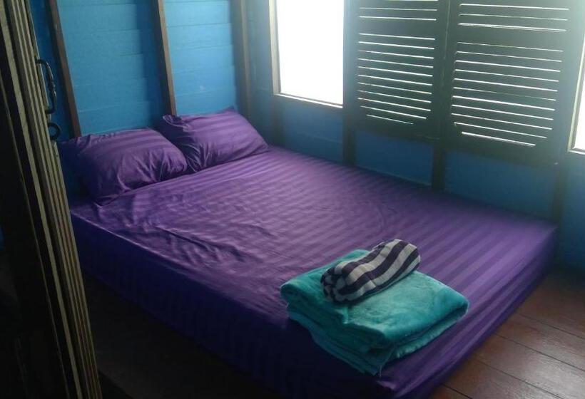 הוסטל Crazy Monkey