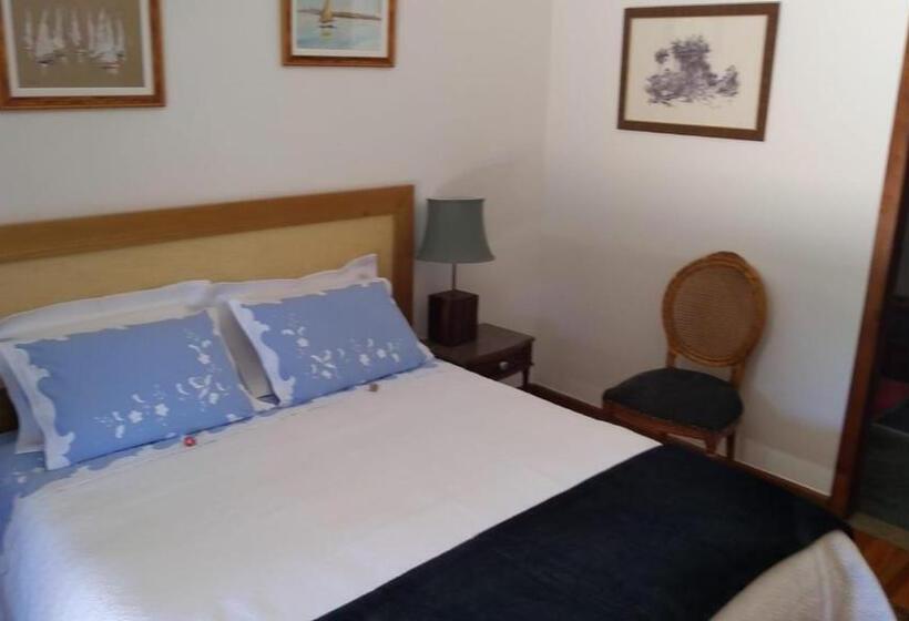Общежитие Suite Santorini