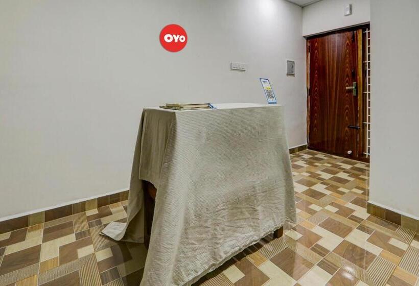 فندق Oyo Flagship Kvk Residency