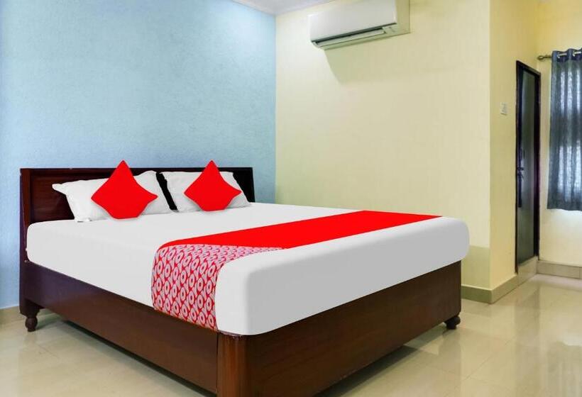 فندق Oyo Flagship Vishnu Lodge