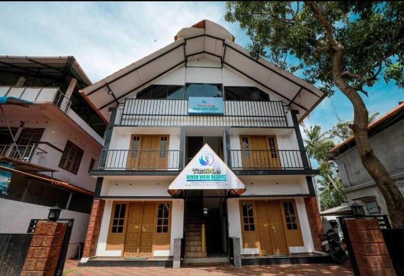 فندق Oyo River View Resort