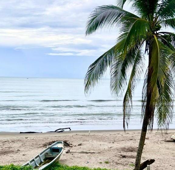 ホテル Punta Antioquia