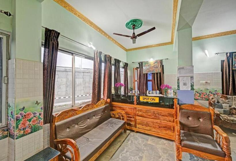 בית מלון כפרי Spot On Gate Way Guest House