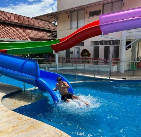 هتل Villa Hasbleidy