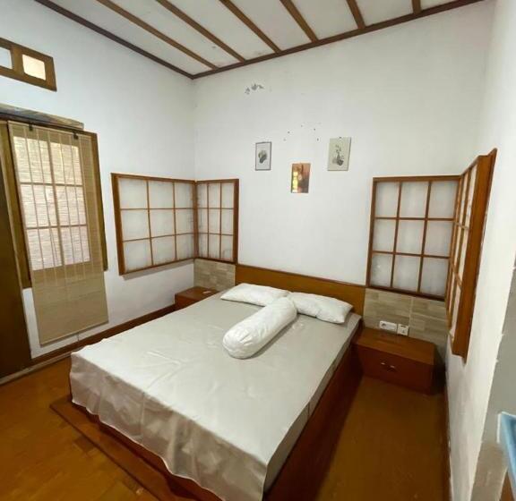 Nua Indah Hotel & Resto Wakatobi