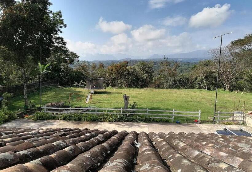 بنسيون El Abuelo