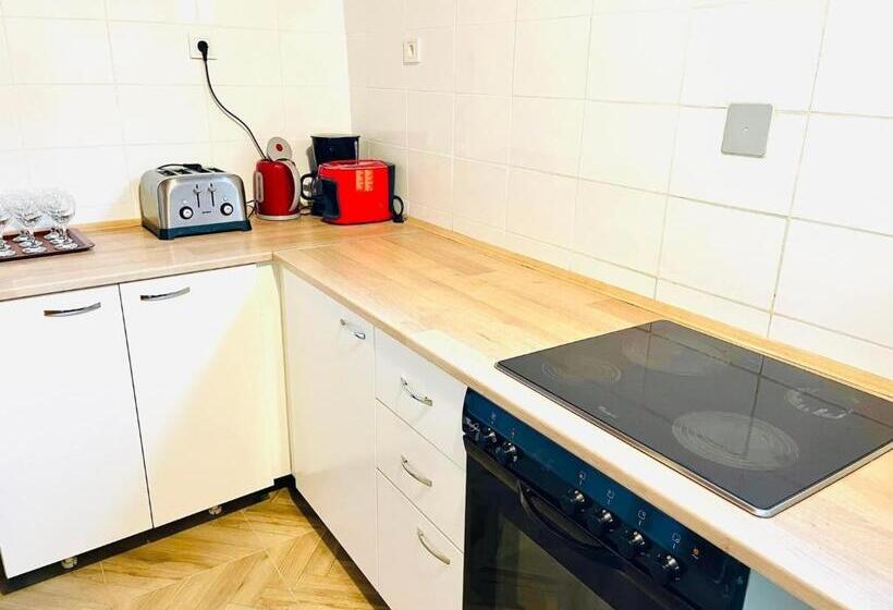 بنسيون Panoramic Center Villa