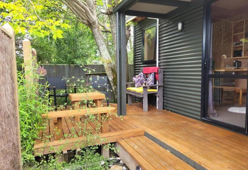 פנסיון Whare Iti / Little House