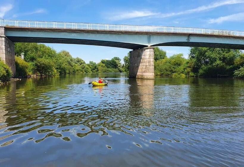 بنسيون Willow Hill Farm Club