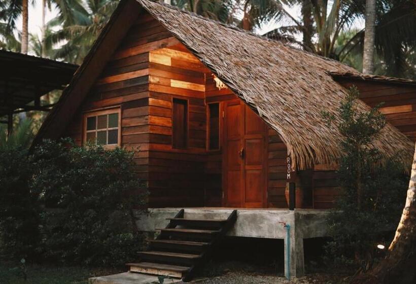 استراحتگاه Coco Camping Koh Kood
