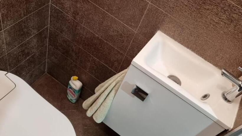 住宿加早餐  La Villa Jacuzzi Et Cinéma Les 300 à 15 Min De Paris Jo 2024 Et Du Stade De France Tarifs Privileges