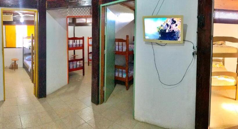 Hostel Luar