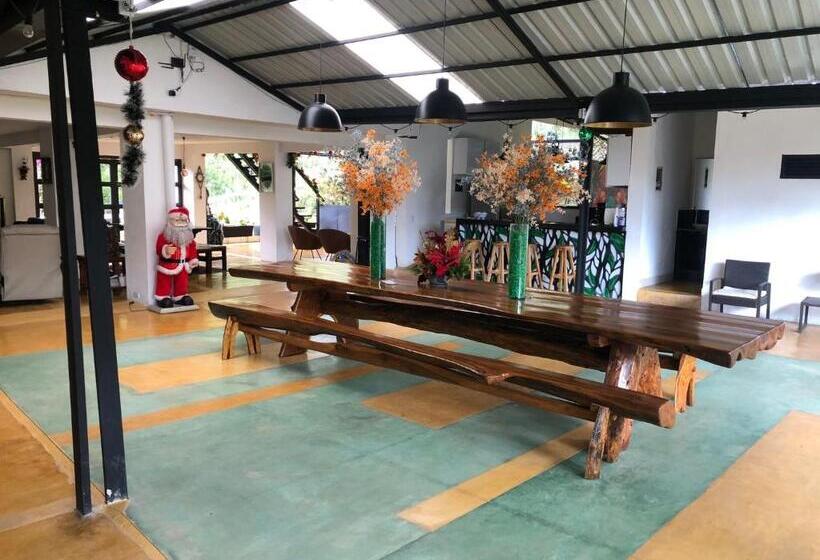 בית מלון כפרי La Santísima   La Mesa Eco Finca