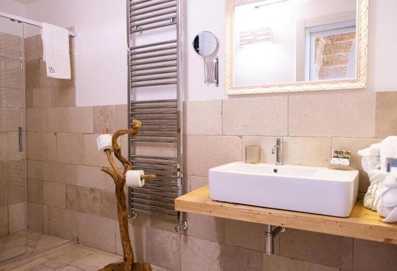 هتل Room Zenzero Hydro