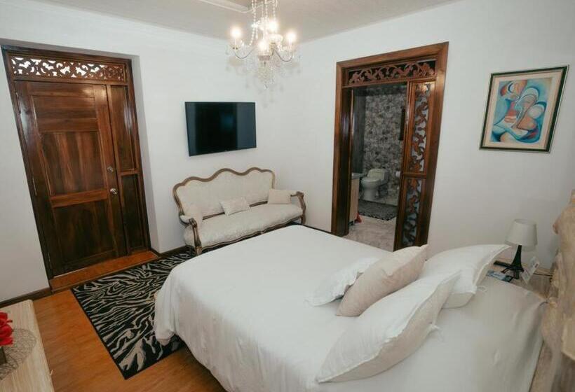 هتل Salamina Highs