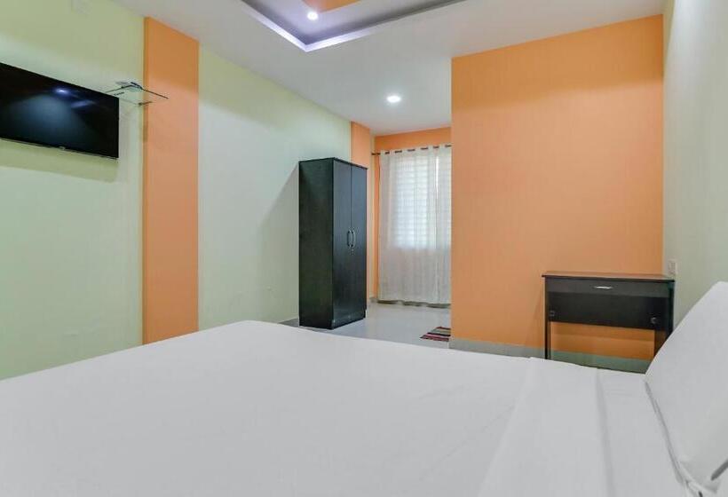 فندق Spot On Pratham Residency