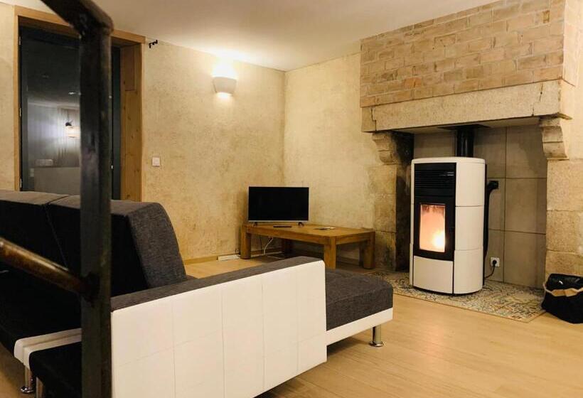 بنسيون La Loge