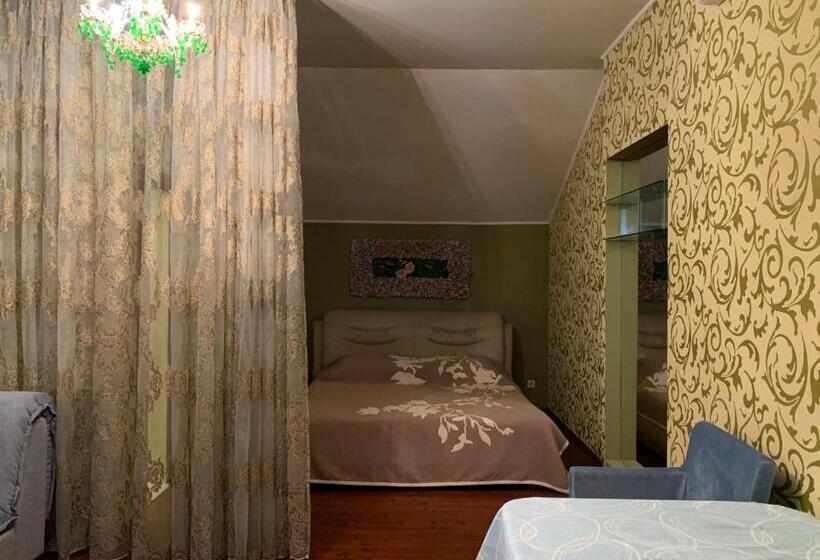 הוסטל Arkada Hotel Kharkiv