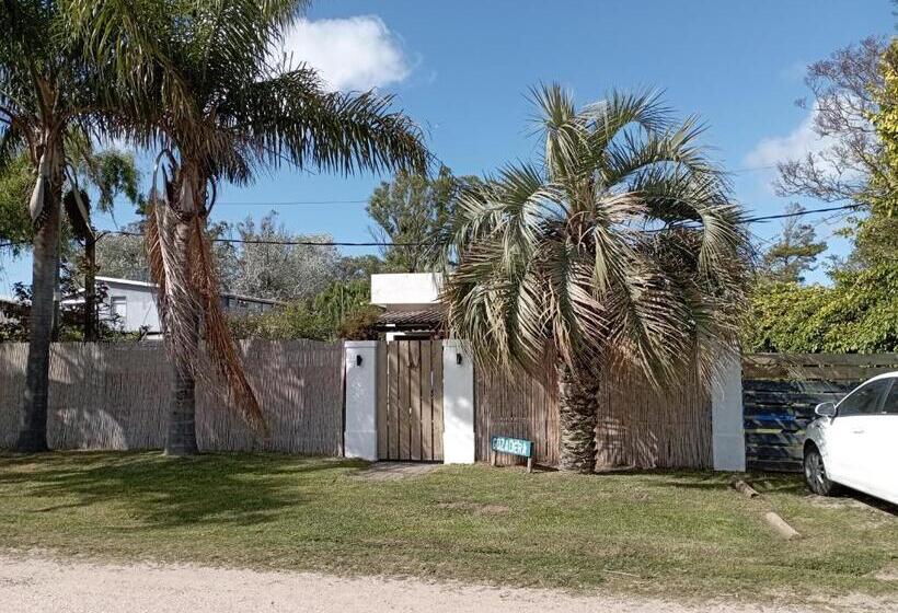 هاستل La Gozadera House