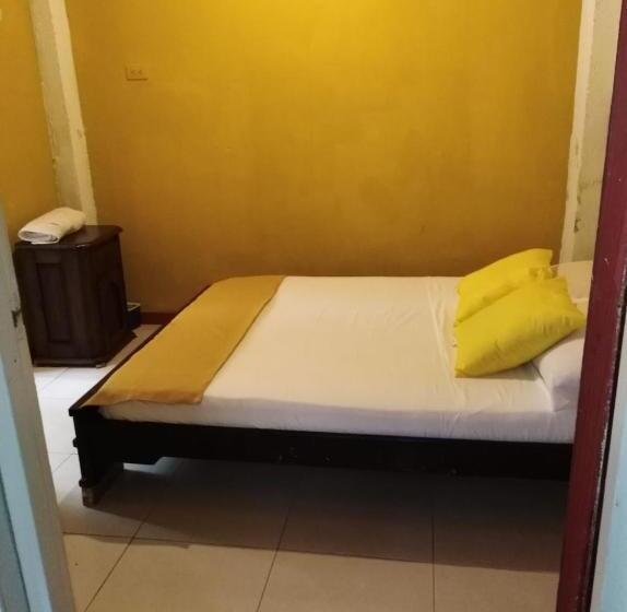 هاستل Posada Valerie