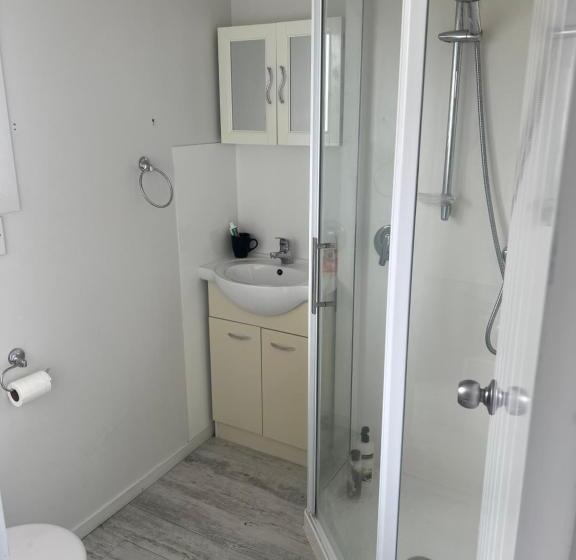 צימר K&r Orewa Homestay