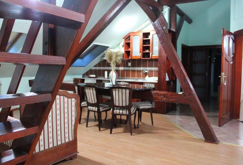 تختخواب و صبحانه Siesta