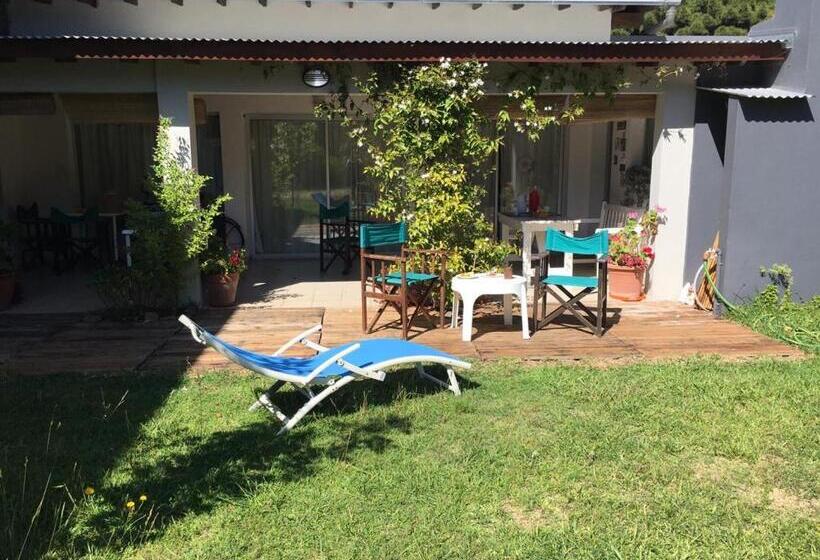 Bed and Breakfast Titanes Pinamar
