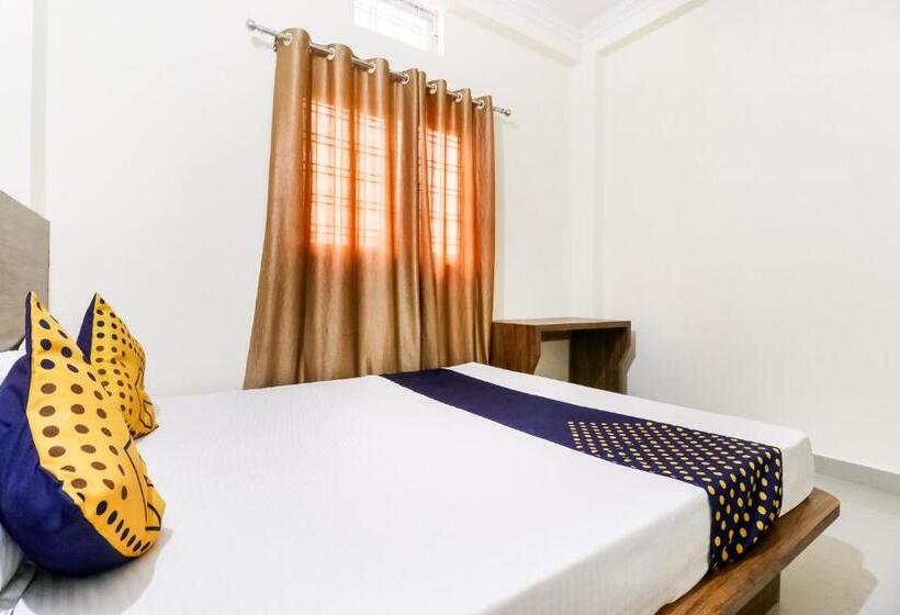 ホテル Spot On 40073 Yash Homestay