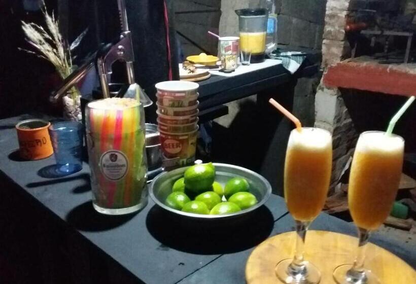 پانسیون Casa De Huespedes Amigos Del Diablo