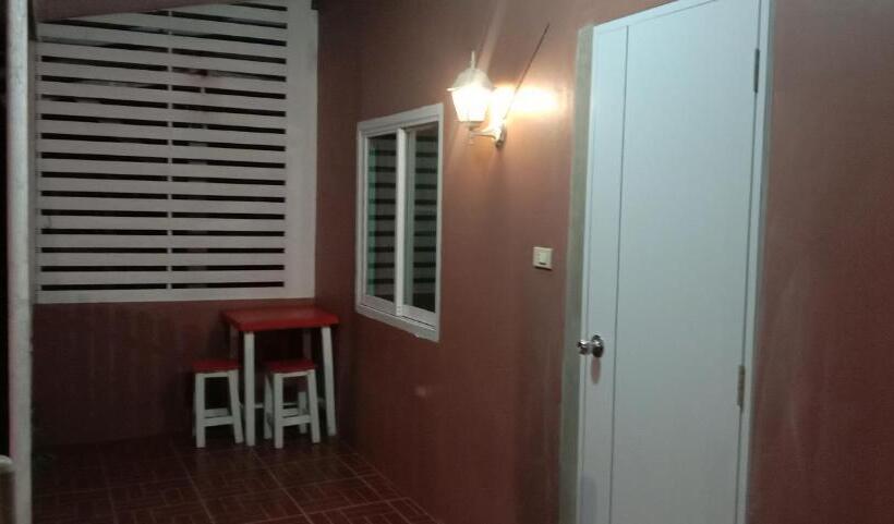 بنسيون Baan I Mhok Suanphueng