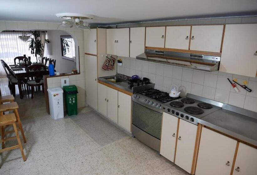 پانسیون Casa Hostal Sweet Home