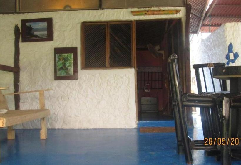 پانسیون Hostel Cattleya