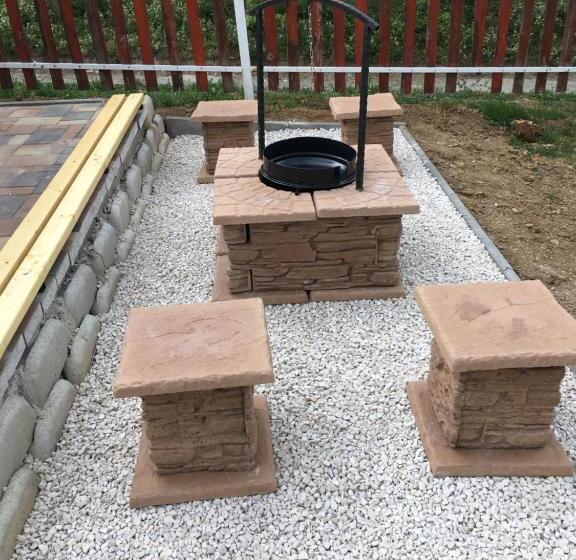 פנסיון Sárvári Vendégház Pécs,hosszúhetény