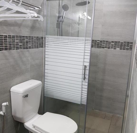 بنسيون Tagaytay Guest House