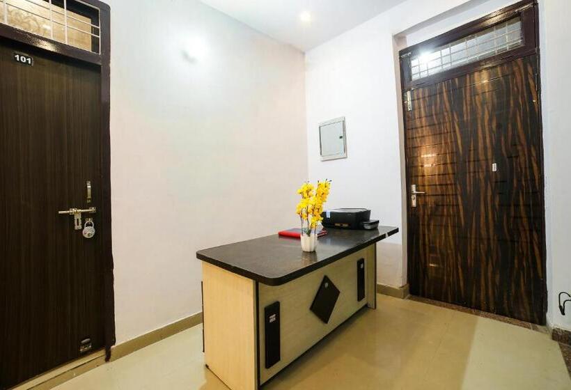 Spot On Hotel Welcome