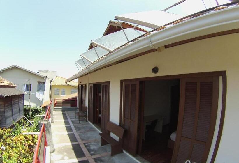 Sunhouse Hostel