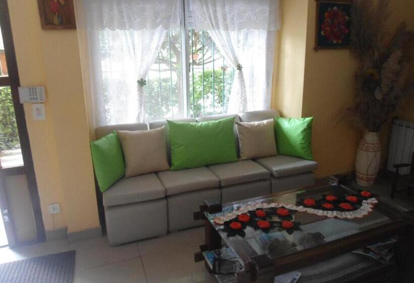 هاستل Hosteria Luz De Luna