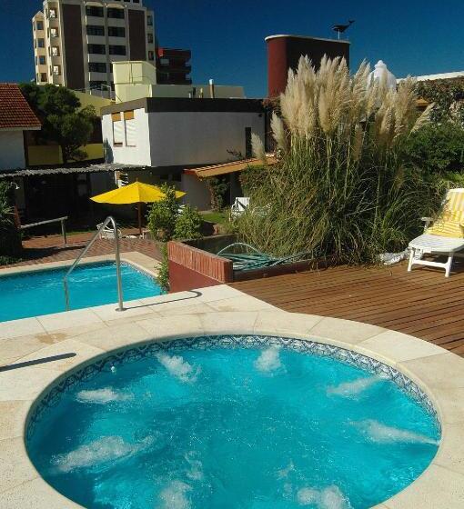 هاستل Hosteria Querandi