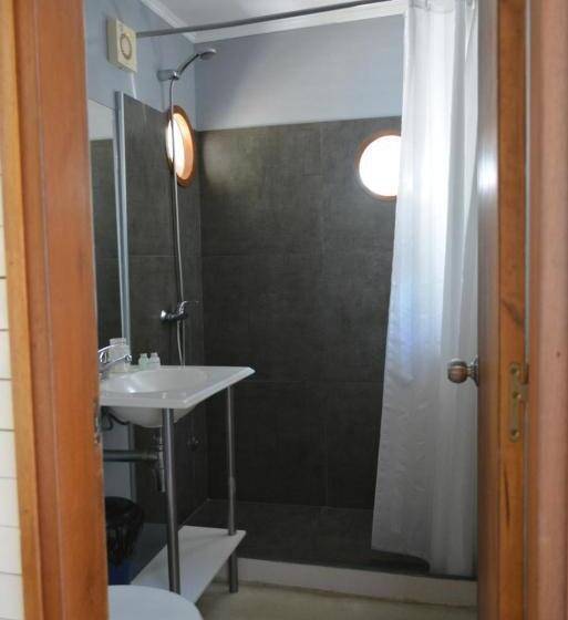 هاستل La Pedrasanta