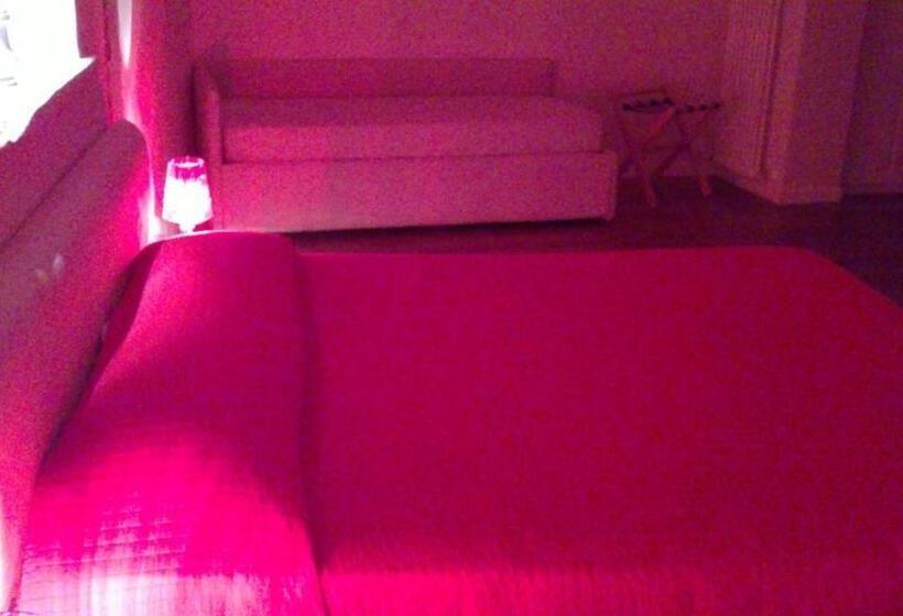 تختخواب و صبحانه Dimora Di Charme Cassaro 168