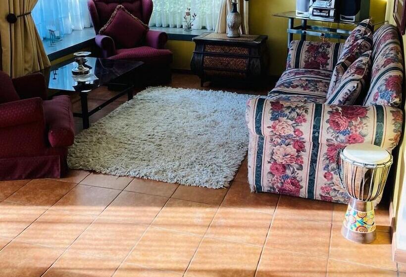 مبيت وإفطار Habitación Los Pablos