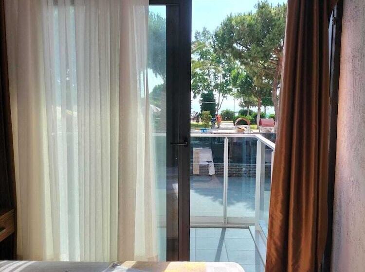 مبيت وإفطار Mari Pembe Otel
