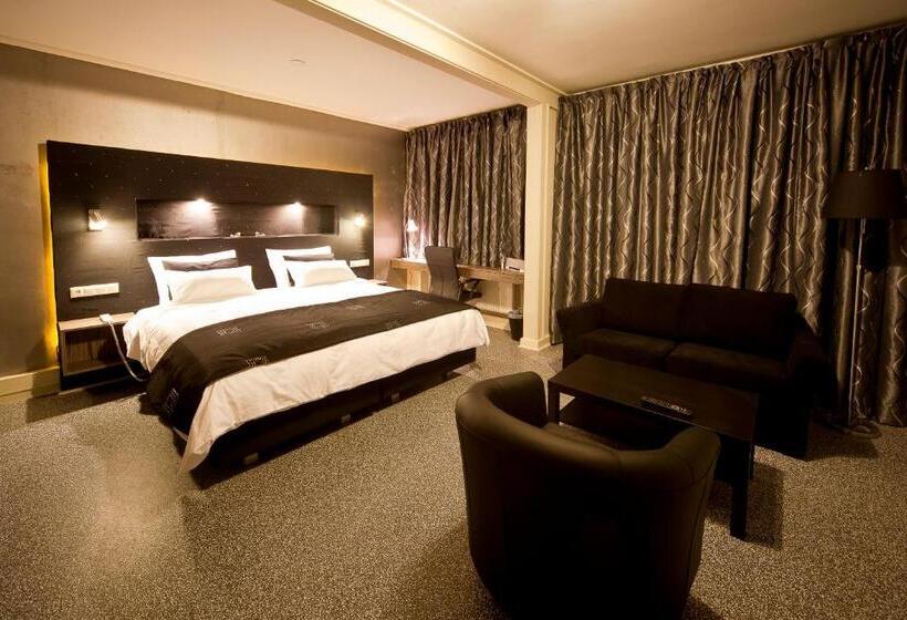민박 Raadhuis Dinther Suites