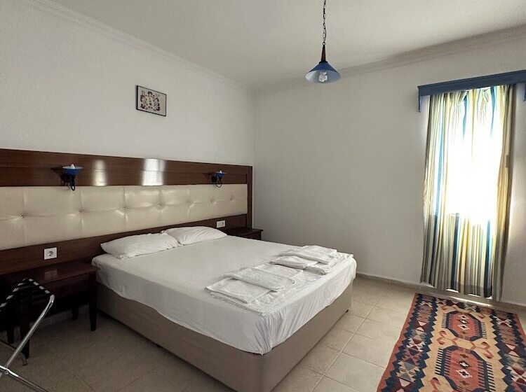 Eskiyali Otel
