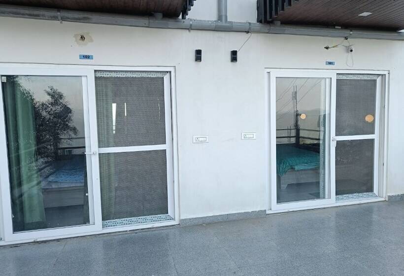 בית מלון כפרי Blue Bird Home Stay