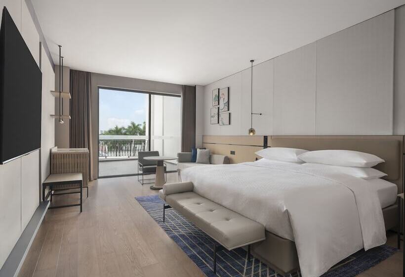 ホテル Four Points By Sheraton Yangjiang City Center