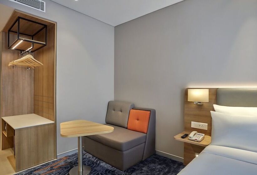 酒店 Holiday Inn Express Bengaluru Bommasandra By Ihg