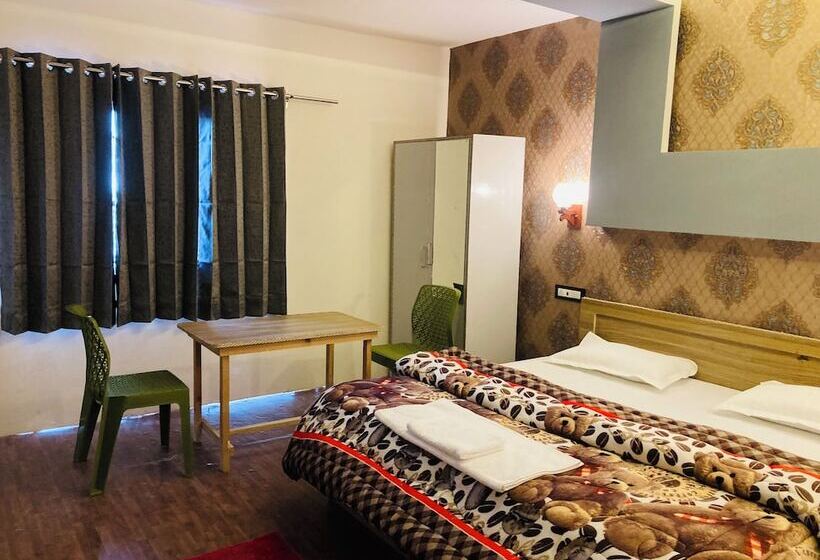 בית מלון כפרי Sizzling Resort And Adventure